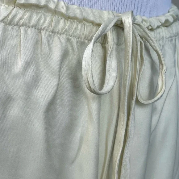 Zara Flared Silky Pants in Ivory/ Off- white/ Cream Color, M - Picture 5 of 12
